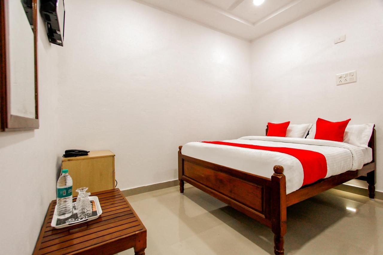 OYO 69625 Mayuraa Residency Mayiladuthurai Exterior foto