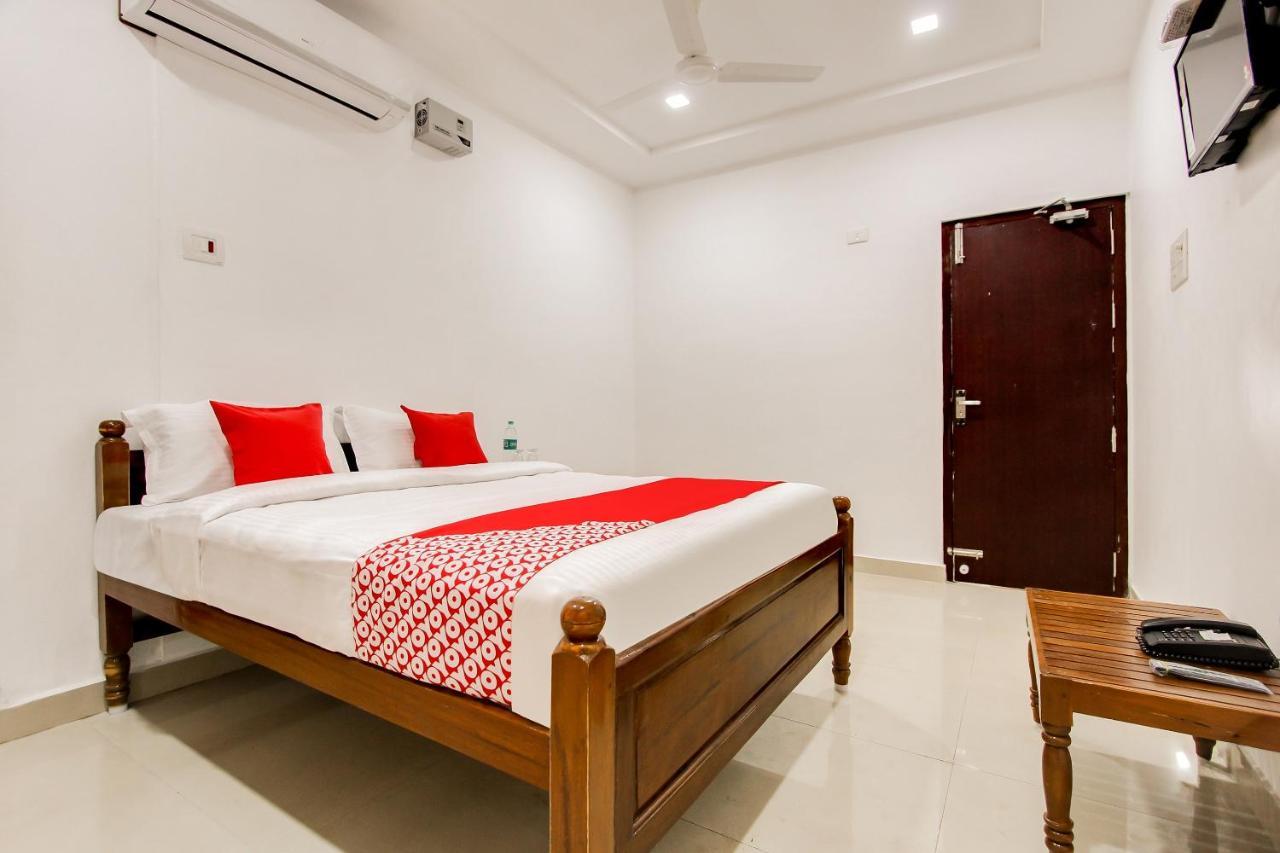 OYO 69625 Mayuraa Residency Mayiladuthurai Exterior foto
